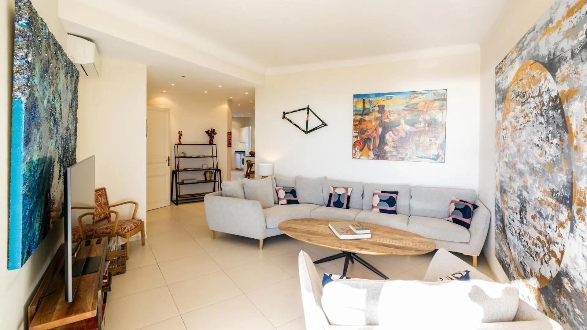 Superbe T3 - 10 Min Palais - Parking Apartment Cannes